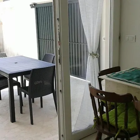 Casa Indino Apartment